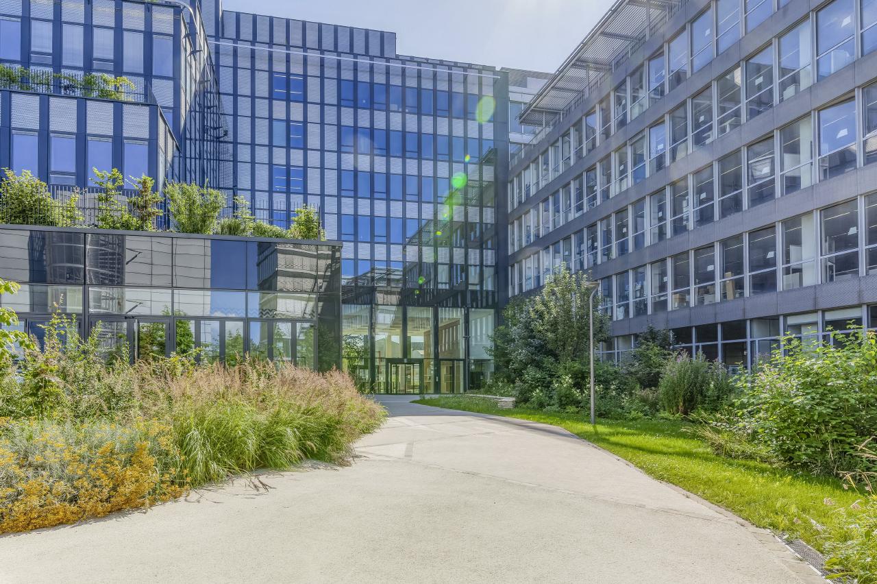 Bureau Saint-Denis 4480m² Location bureau Saint-Denis Seine-Saint-Denis OLBUR2106833 0